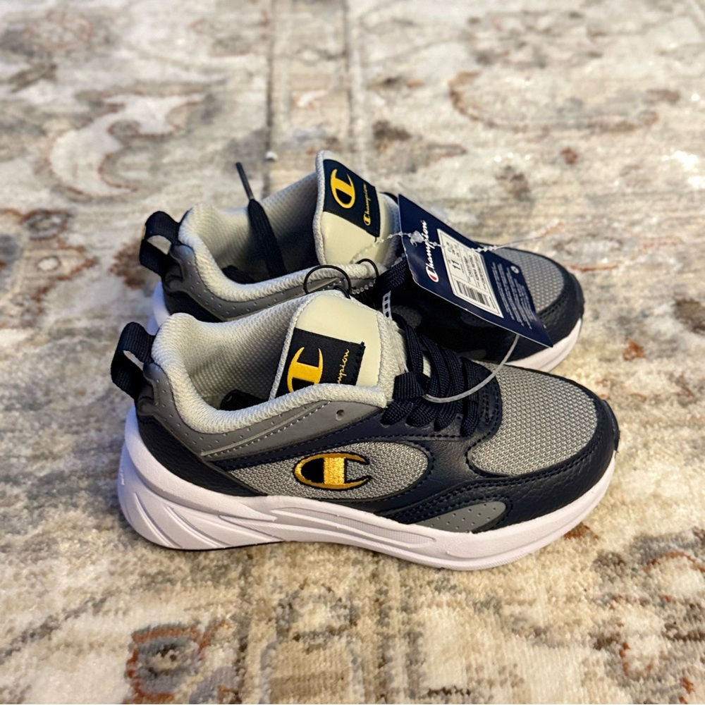 Kids shoes 👟